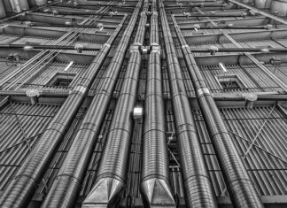 Czy klimatyzacja obciąża silnik?