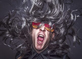 Który biegun akumulatora odłączyć pierwszy? Który biegun akumulatora odłączyć pierwszy?