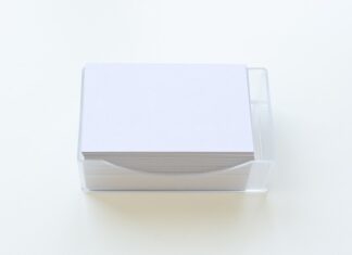 Czym smarować tworzywa sztuczne?